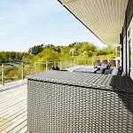Three-bedroom In * Spottrup