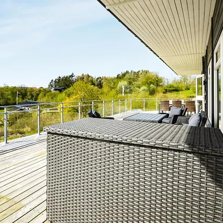 Three-bedroom In * Spottrup