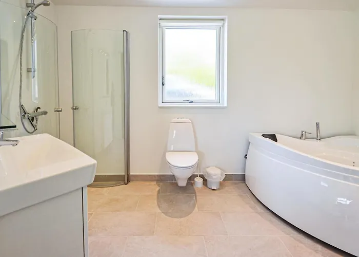 Сasa de vacaciones Three-bedroom In Spottrup