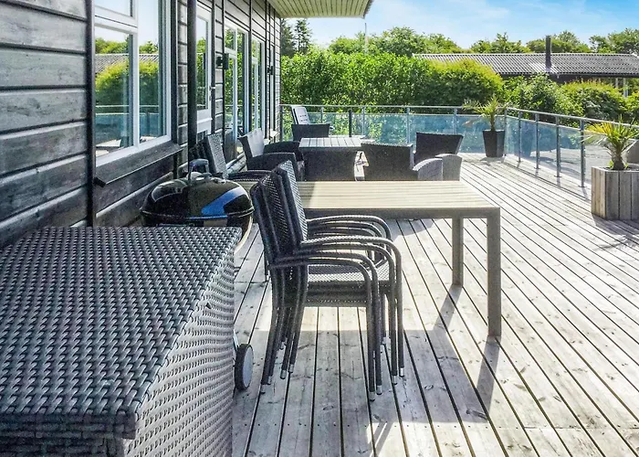 بيت للعطل Three-bedroom In Spottrup